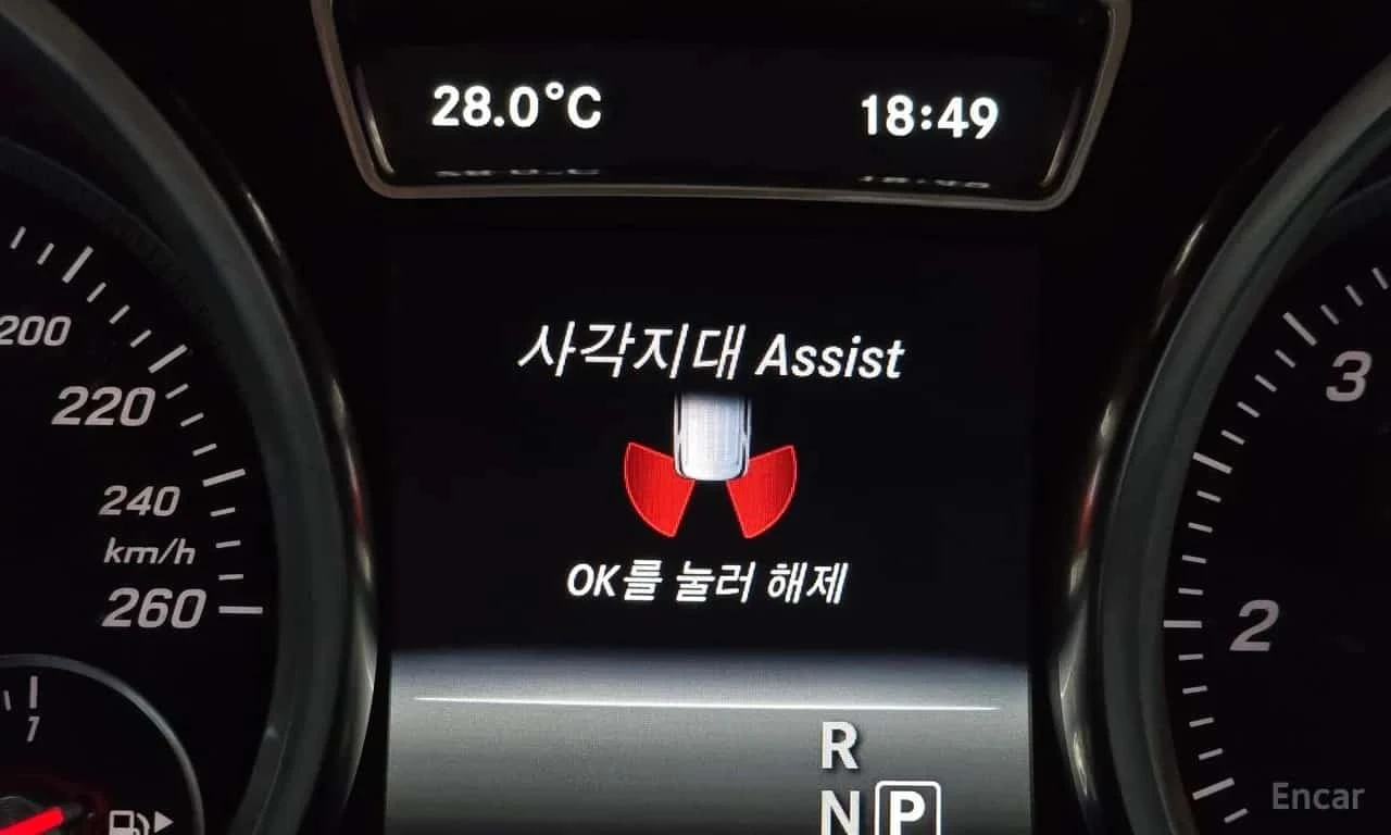 Mercedes-Benz GLE * GLE350 d 4MATIC * ЦЕНА ДО БГ, снимка 16 - Автомобили и джипове - 56214216