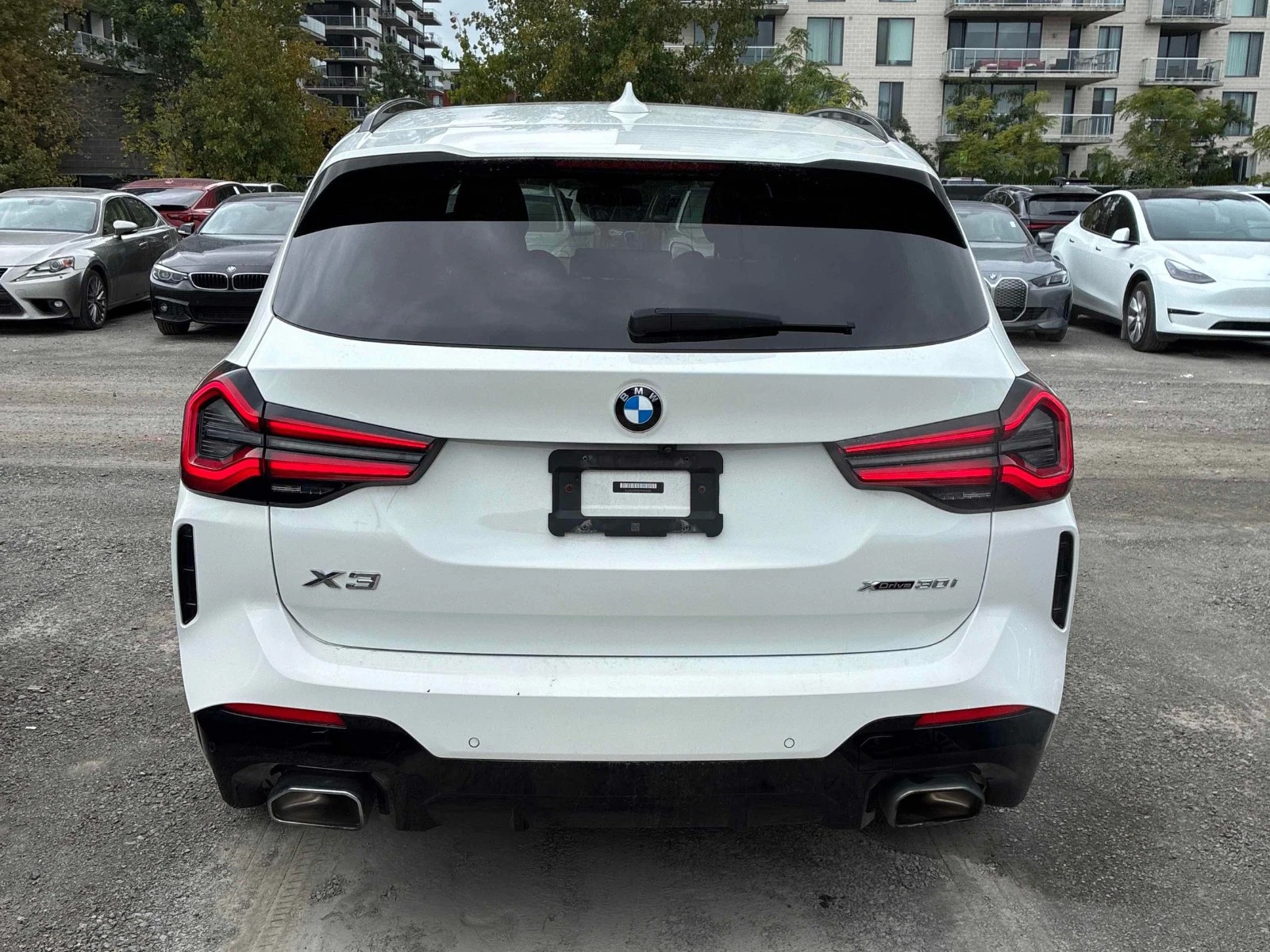 BMW X3 xDrive30i * АвтоКредит * (ЦЕНА ДО БГ), снимка 3 - Автомобили и джипове - 56280898