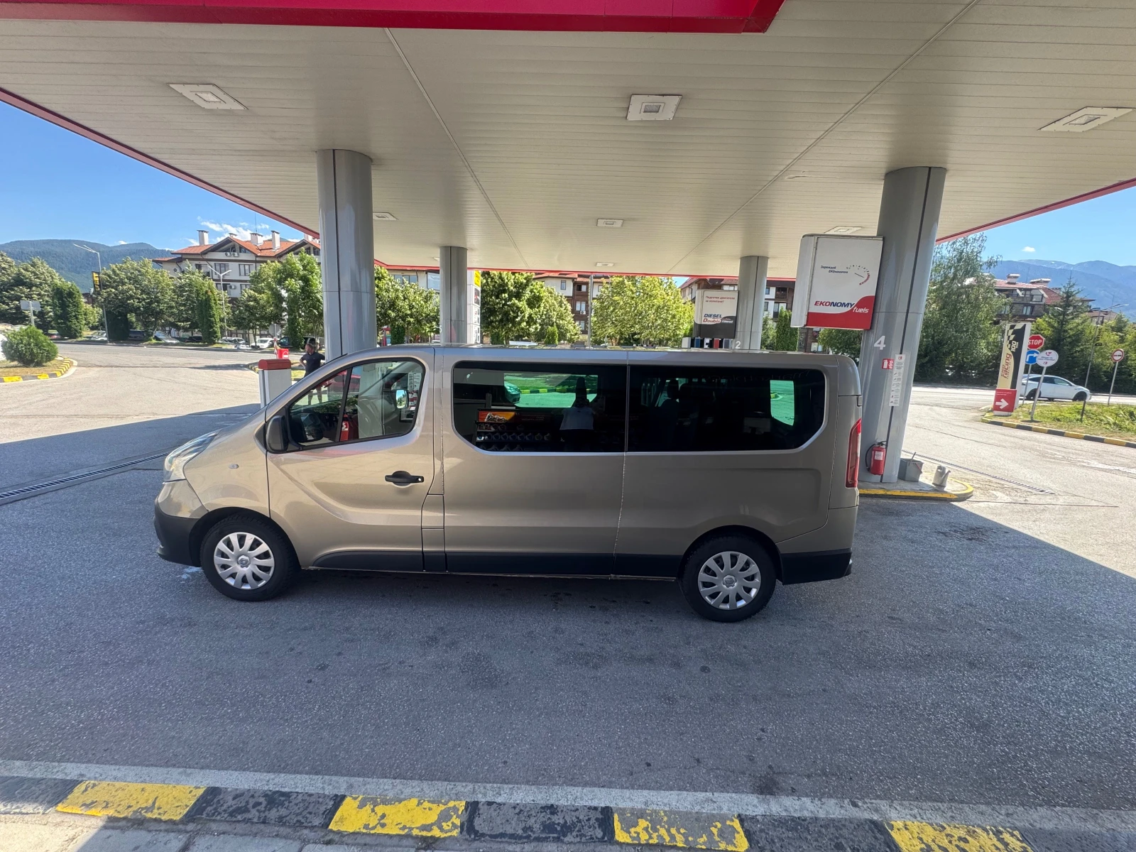 Renault Trafic, снимка 2 - Бусове и автобуси - 55242567