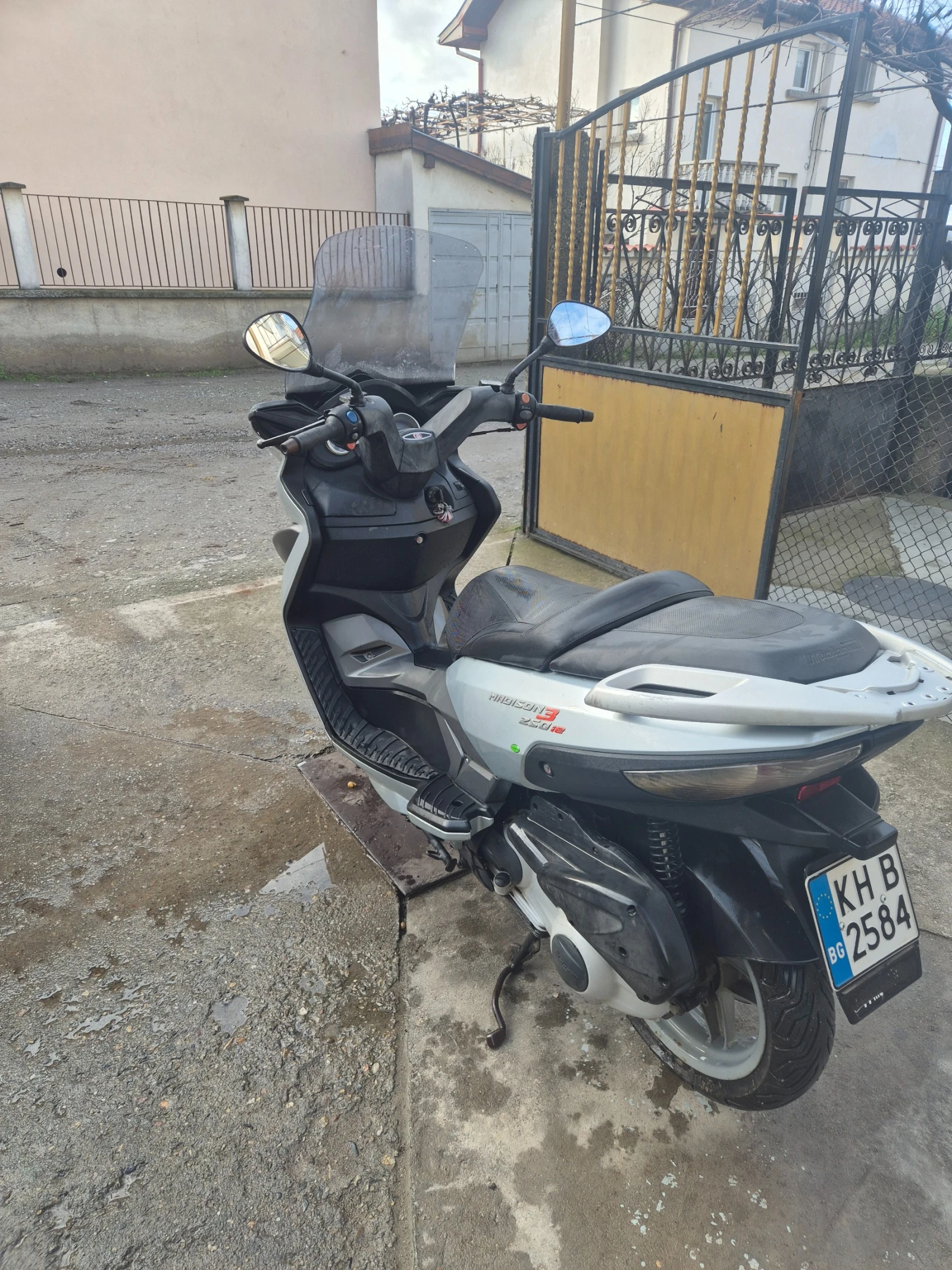 Malaguti Madison  - изображение 5