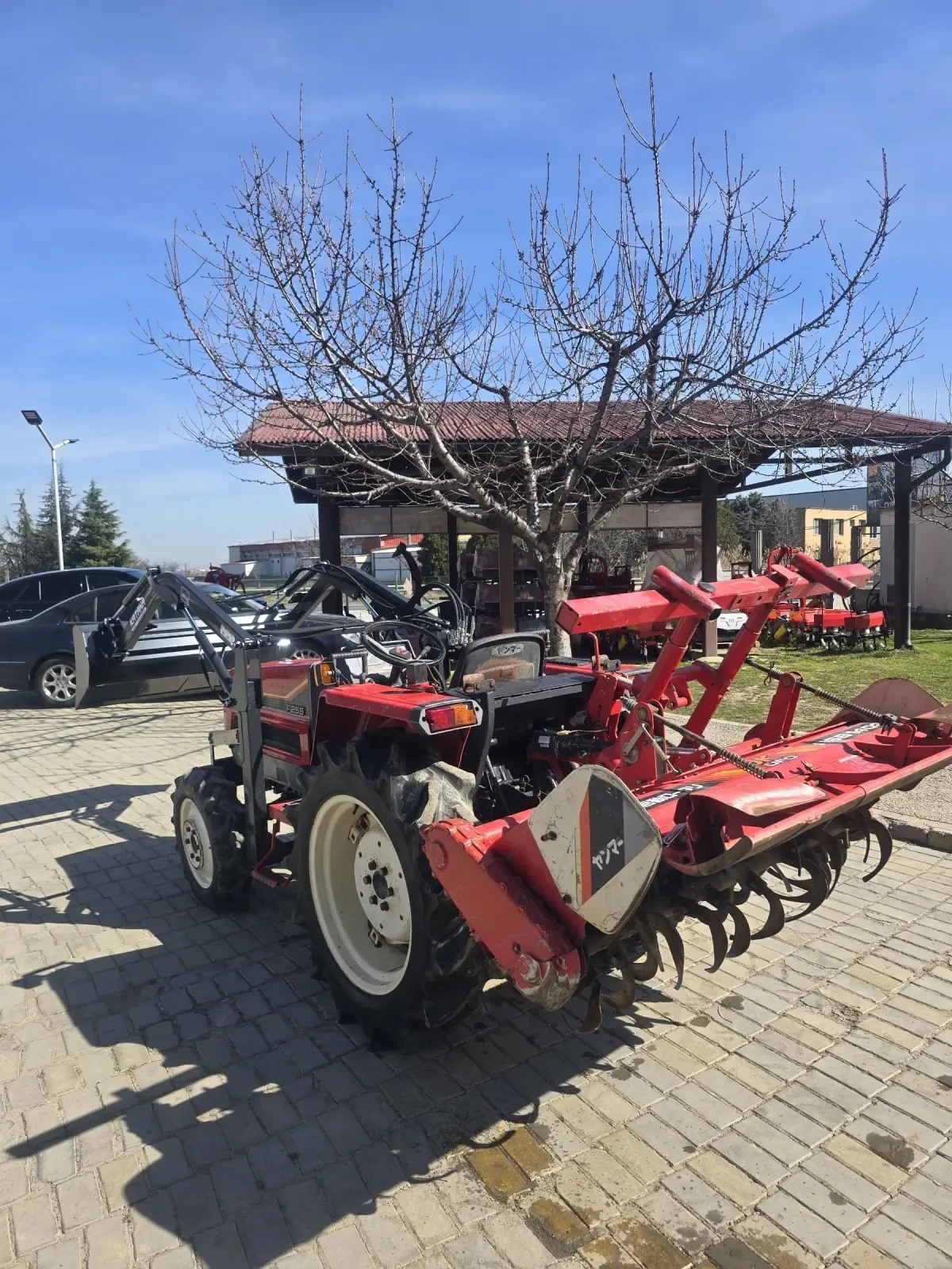 Трактор Yanmar FX255, снимка 4 - Селскостопанска техника - 53681904