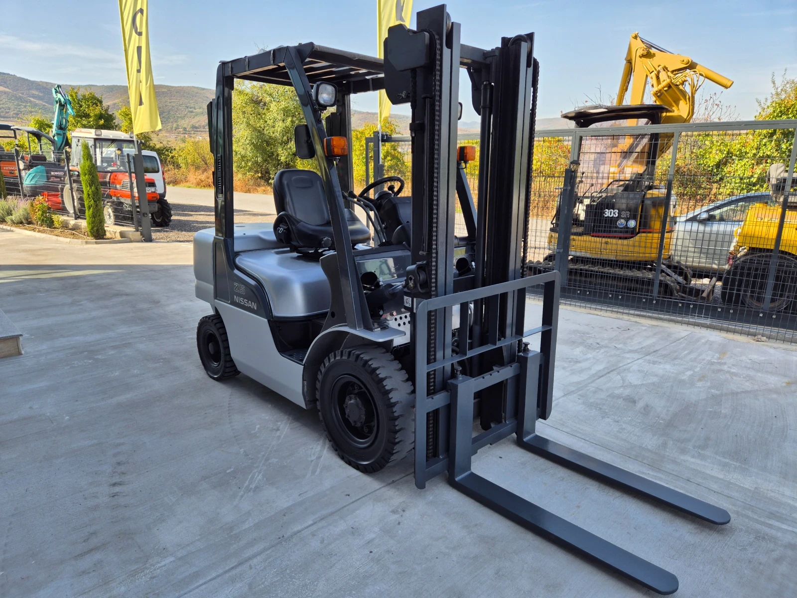  Nissan 2.5  /  /  ! | Mobile.bg   6