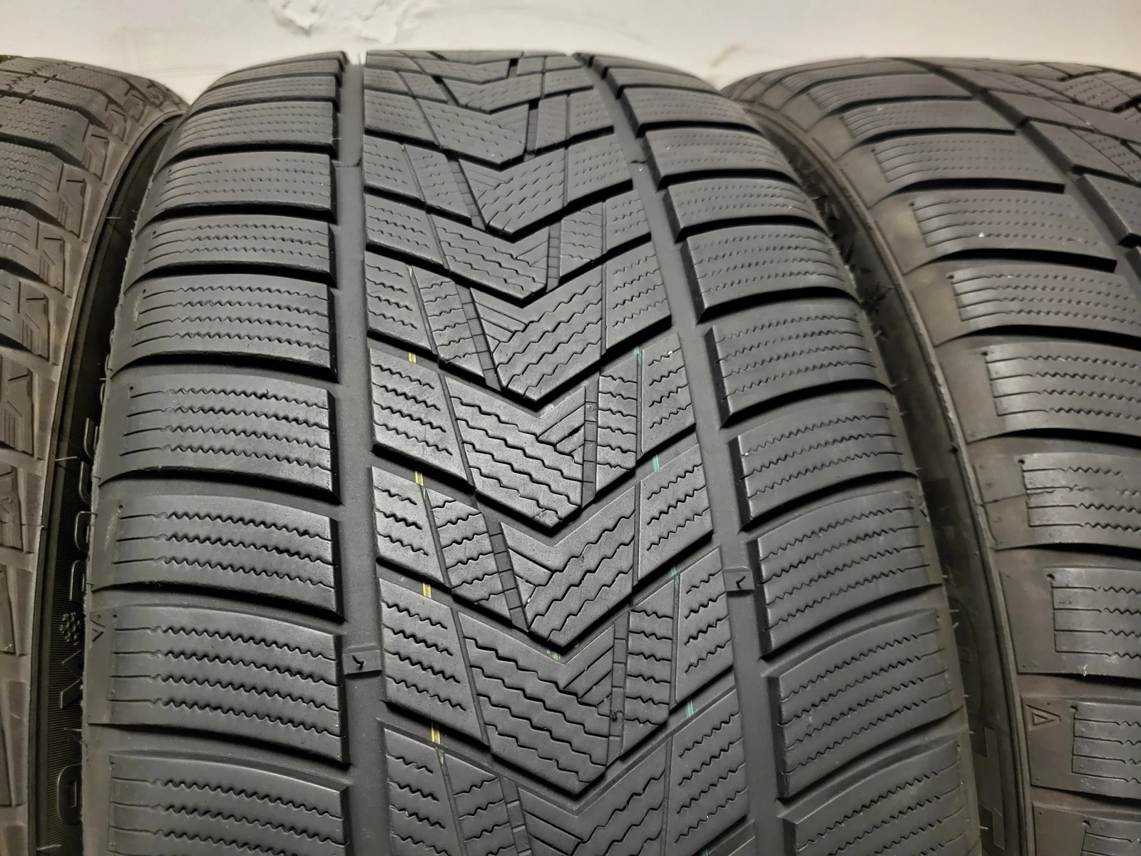  255/40R20 | Mobile.bg   6