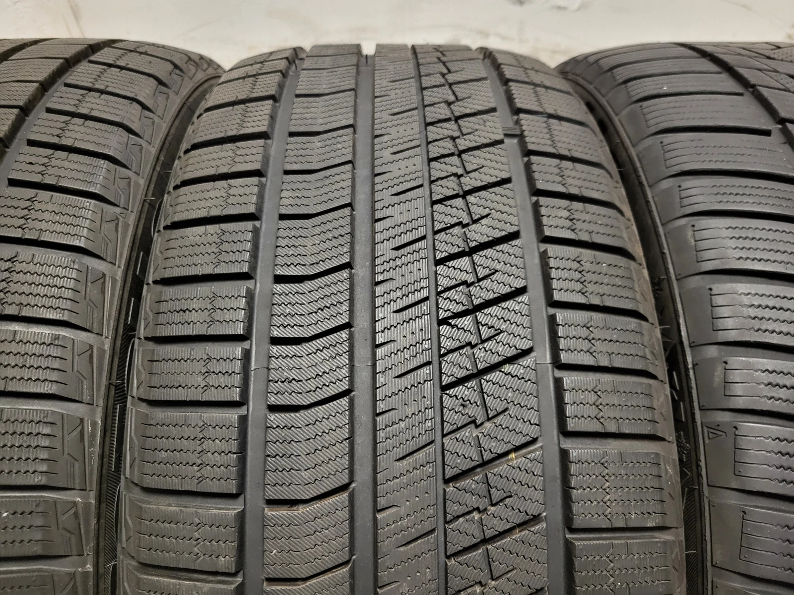  255/40R20 | Mobile.bg   4