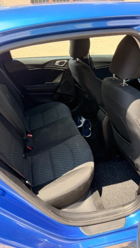 Kia Ceed Комфорт и интериор:    Двузонов автоматичен климат, снимка 7