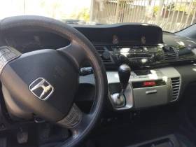 Honda Fr-v, снимка 14