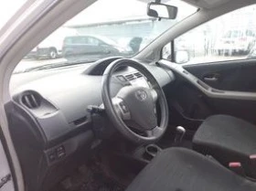 Toyota Yaris, снимка 4