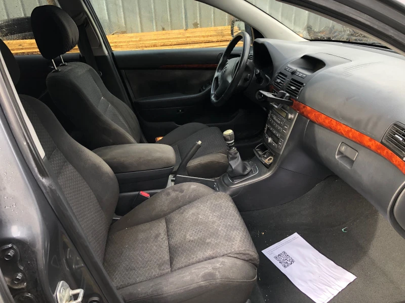 Toyota Avensis 2.2 177к.с D-Cat  2006г КСЕНОН, снимка 8 - Автомобили и джипове - 41140556