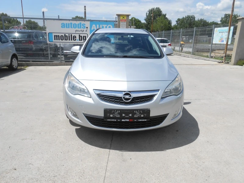 Opel Astra 1.7d-6sk-Euro-5A, снимка 2 - Автомобили и джипове - 45728969