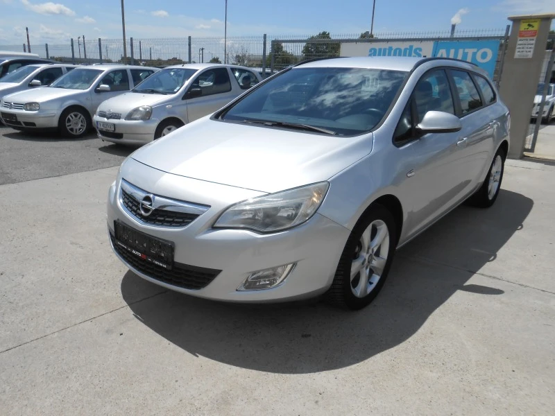 Opel Astra 1.7d-6sk-Euro-5A, снимка 1 - Автомобили и джипове - 45728969