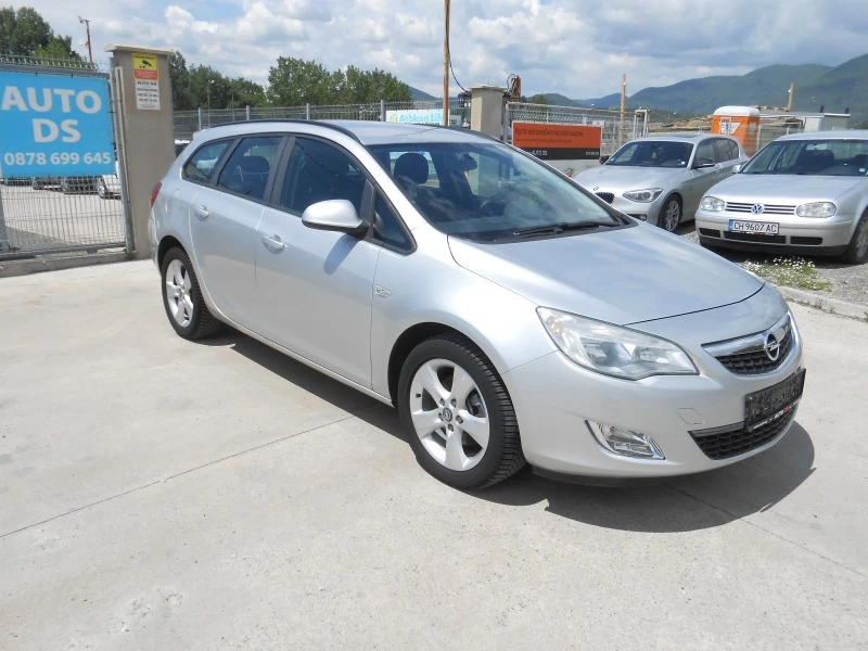 Opel Astra 1.7d-6sk-Euro-5A, снимка 3 - Автомобили и джипове - 45728969