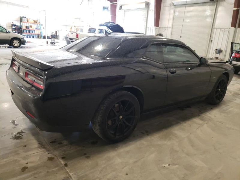 Dodge Challenger R/T, снимка 3 - Автомобили и джипове - 47328226