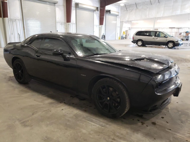 Dodge Challenger R/T, снимка 4 - Автомобили и джипове - 47328226