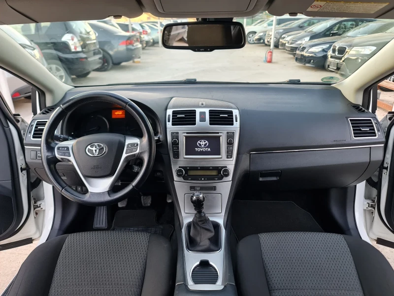 Toyota Avensis 1.8 VVTI Evro 5 Hands Free, снимка 13 - Автомобили и джипове - 47711501