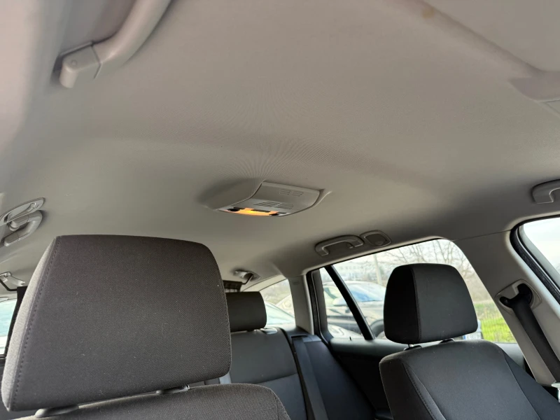 BMW 320 2.0d, 163кс, 6ск, НАВИ, ПОДГР, ТЕМПОМАТ, снимка 14 - Автомобили и джипове - 47989717