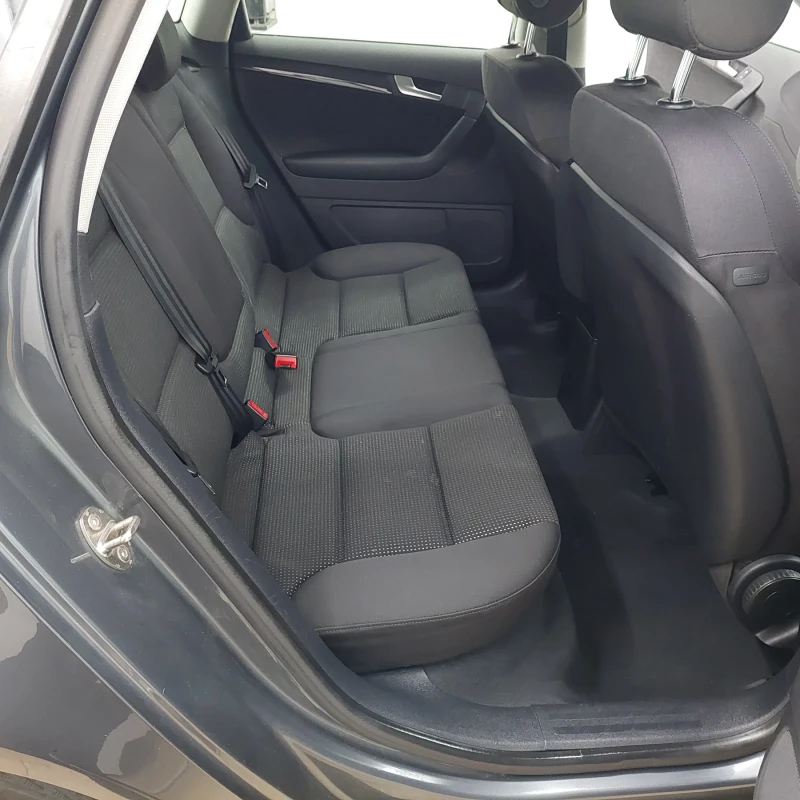 Audi A3 1.6 газ- бензин, снимка 12 - Автомобили и джипове - 51905443