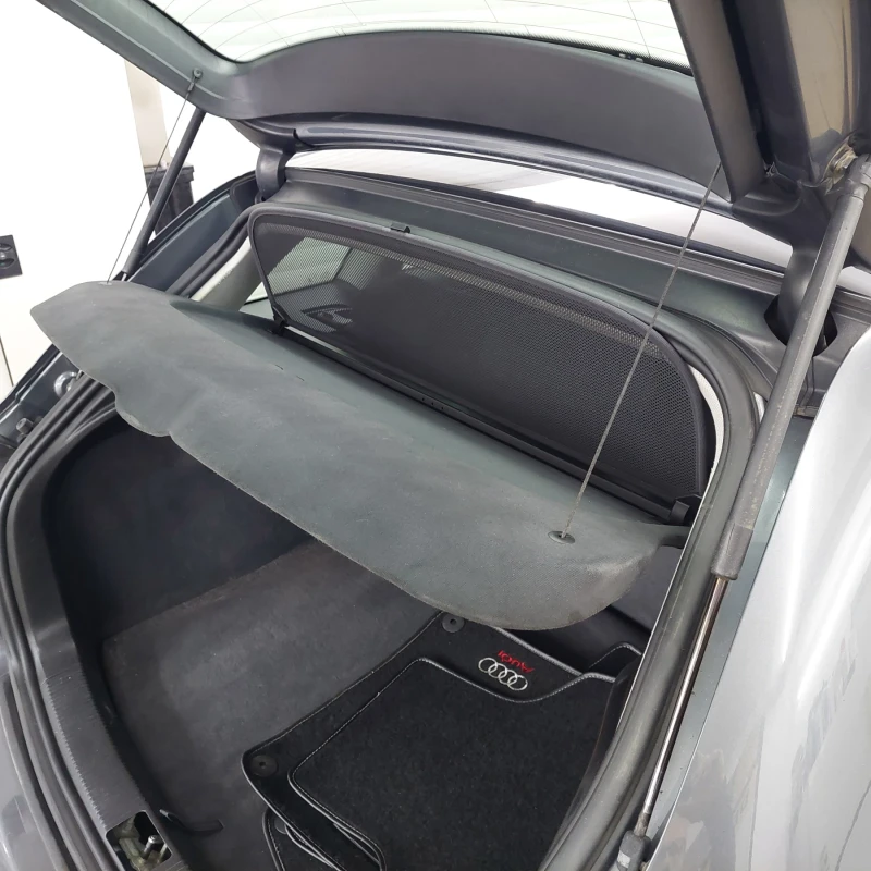 Audi A3 1.6 газ- бензин, снимка 13 - Автомобили и джипове - 51905443