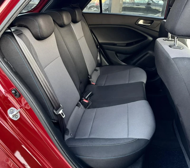 Hyundai I20 Сервизна история, снимка 12 - Автомобили и джипове - 51189329