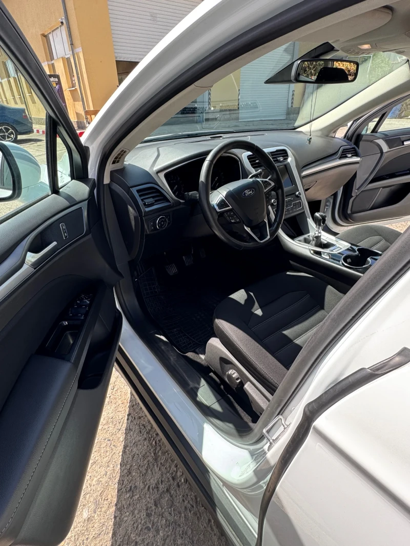 Ford Mondeo 2.0 TDCi SYNC 3 NAVI Carplay/Android auto, снимка 4 - Автомобили и джипове - 52328897