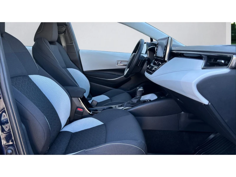 Toyota Corolla 184 к.с., Месечна вноска от 750 лв., снимка 6 - Автомобили и джипове - 51639165