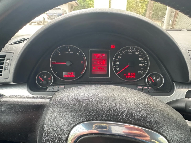 Audi A4 2.0 tdi 8v, снимка 8 - Автомобили и джипове - 52556762