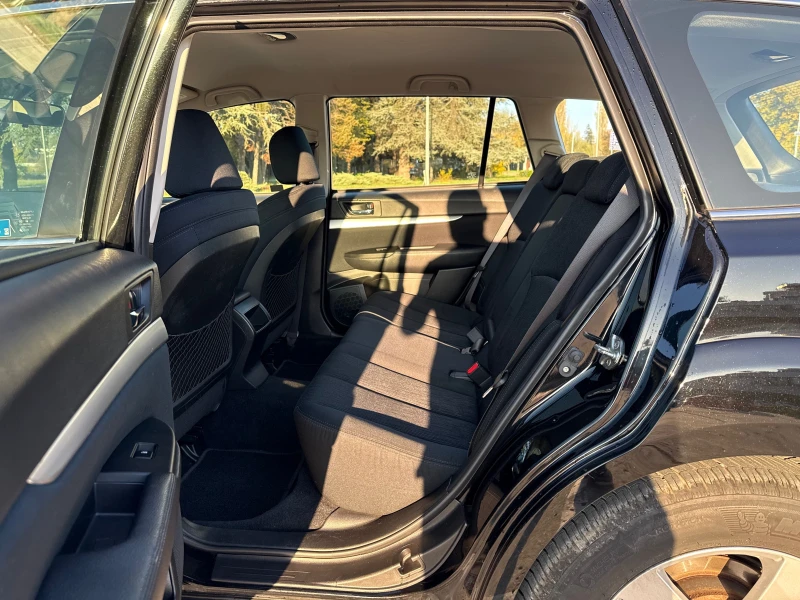 Subaru Outback 2.5, снимка 9 - Автомобили и джипове - 52415554
