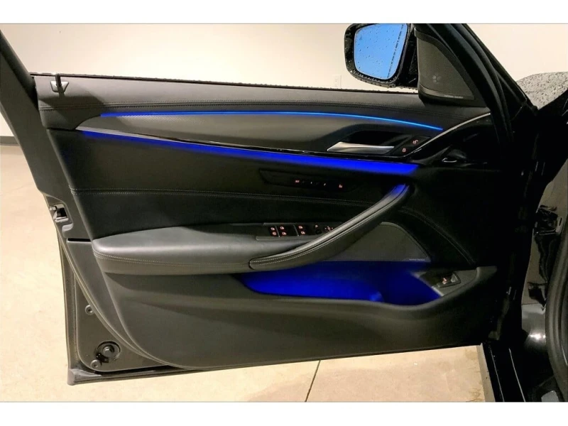 BMW M5 * Sedan * CARFAX * БЕЗ ПЪРВОНАЧАЛНА ВНОСКА, снимка 8 - Автомобили и джипове - 52830604