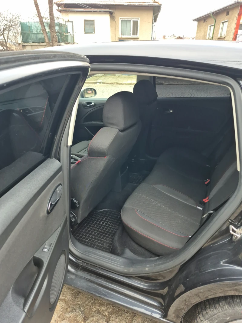 Seat Leon 2.0TDI, снимка 7 - Автомобили и джипове - 53100869