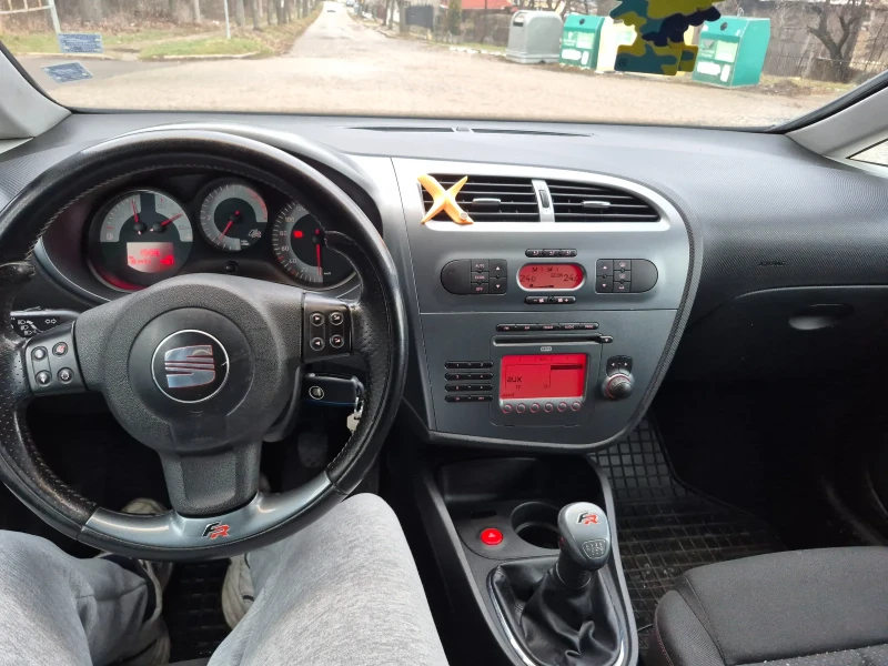 Seat Leon 2.0TDI, снимка 8 - Автомобили и джипове - 53100869