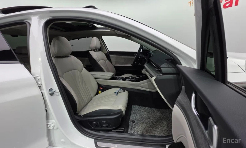 Kia K5, снимка 10 - Автомобили и джипове - 53230724