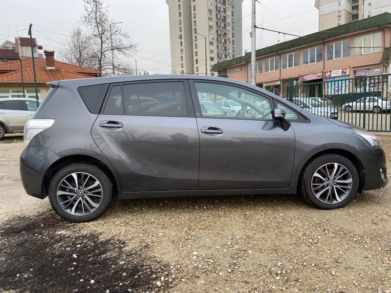 Toyota Verso 1.8 VVT-I NAVI 7М Камера ПанорамаШвейцария, снимка 5 - Автомобили и джипове - 53447299