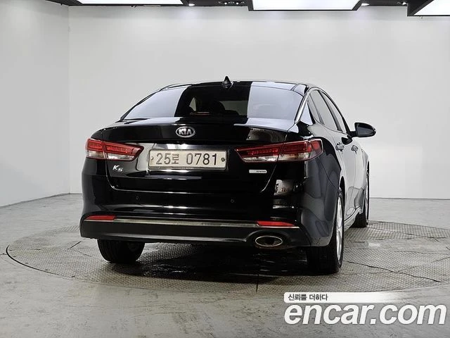 Kia Optima, снимка 3 - Автомобили и джипове - 56063002