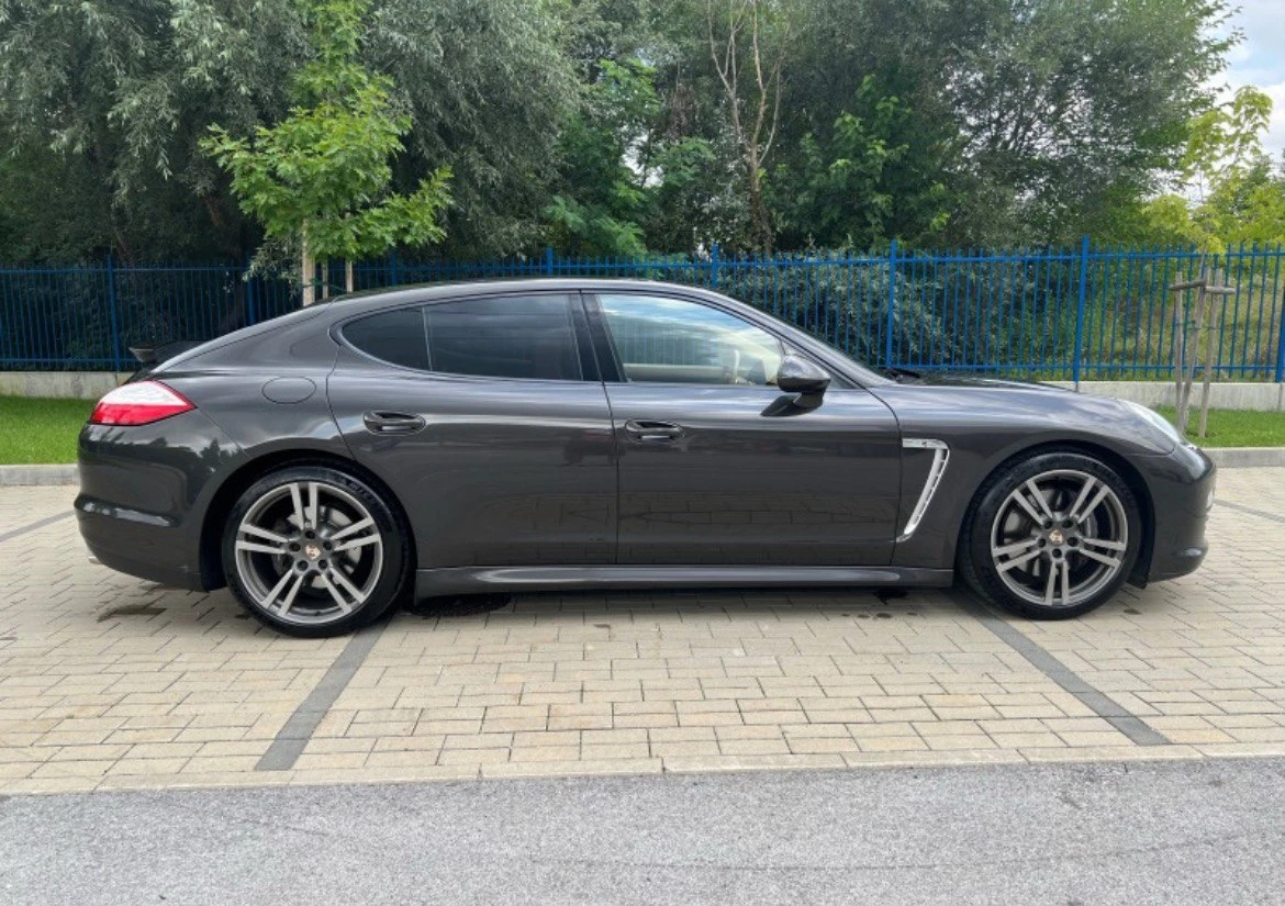 Porsche Panamera 3.0, снимка 1