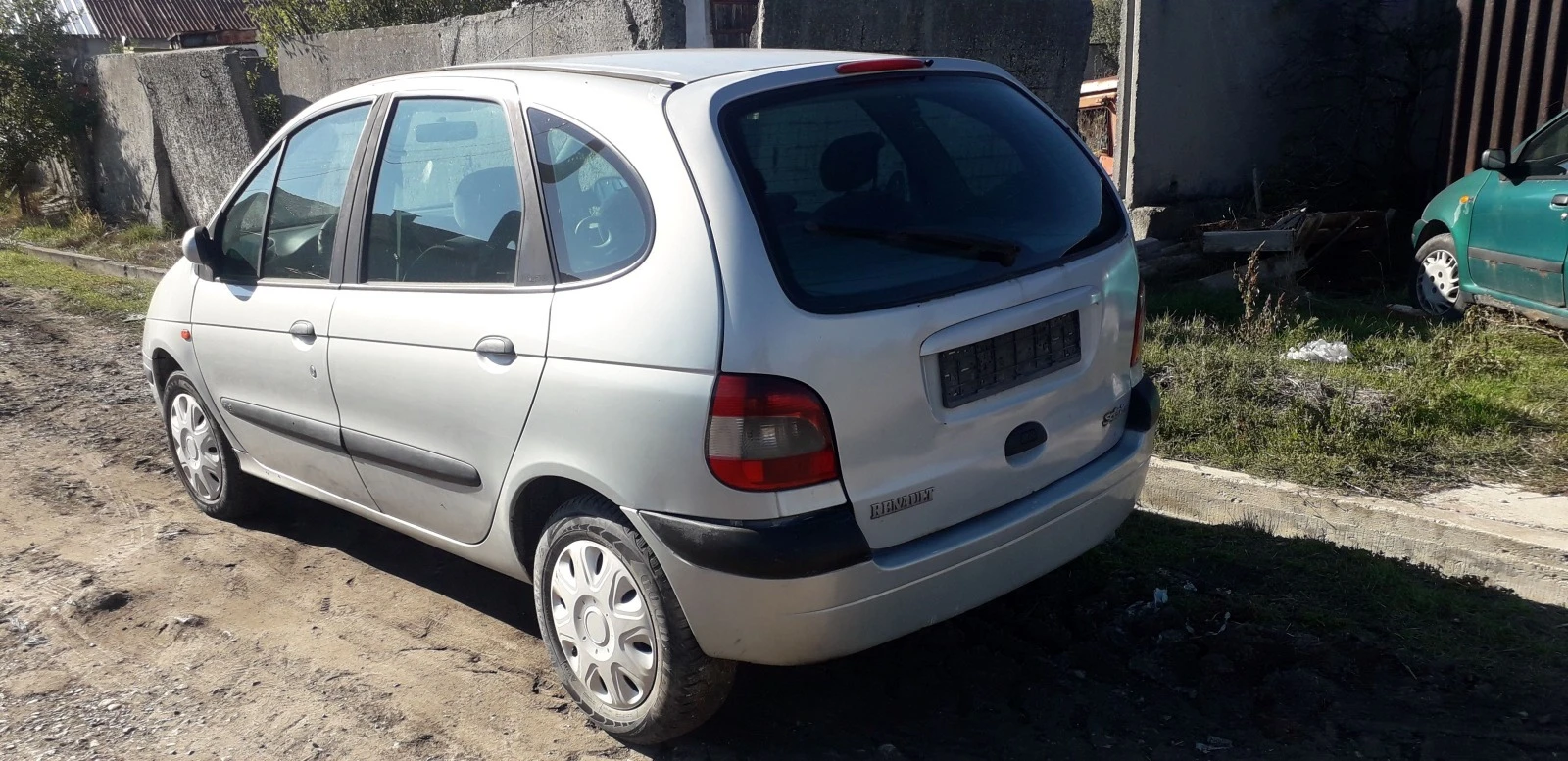 Renault Scenic 1.6 - изображение 3