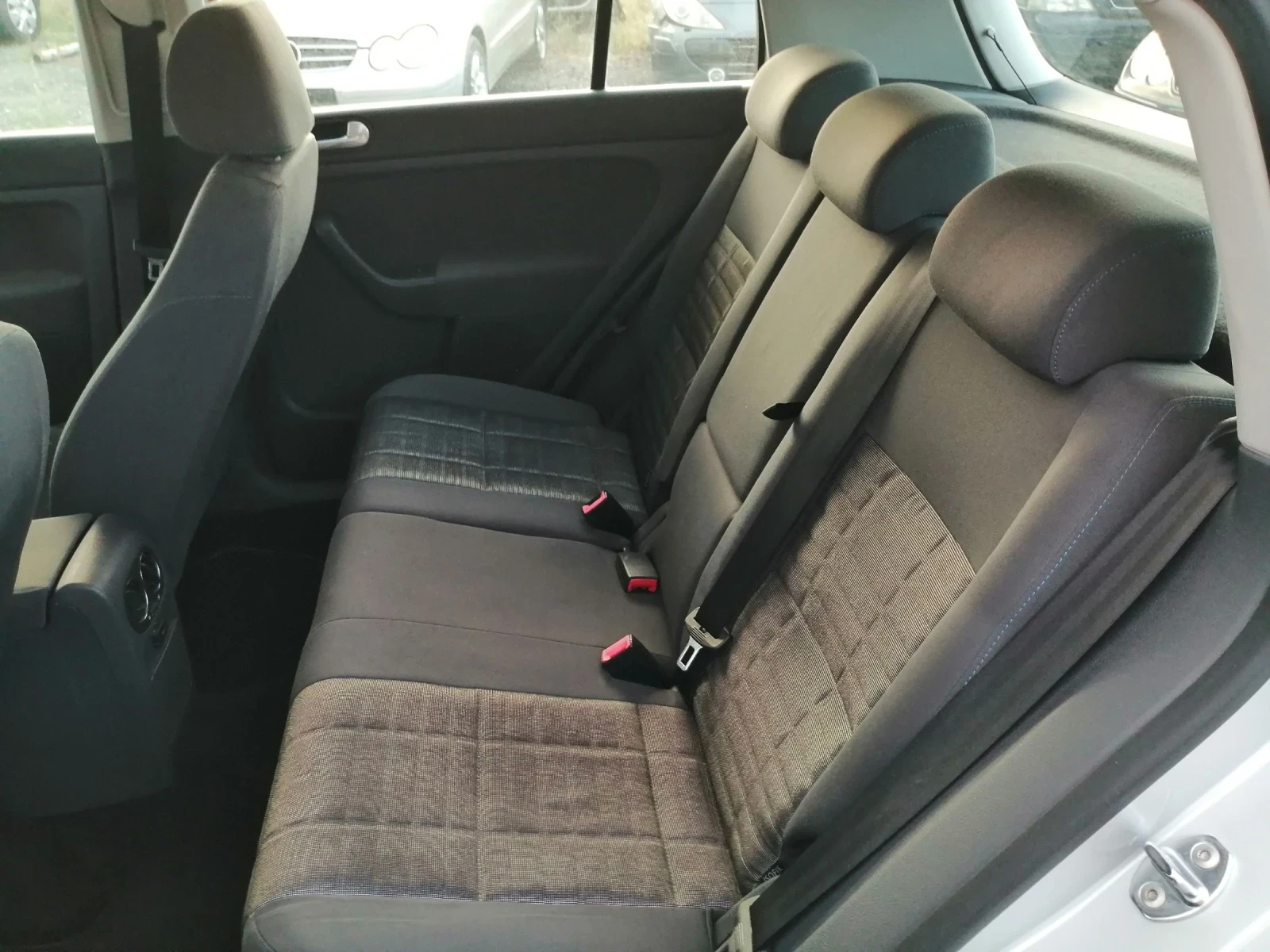 VW Golf Plus 1.6i 102    | Mobile.bg   11