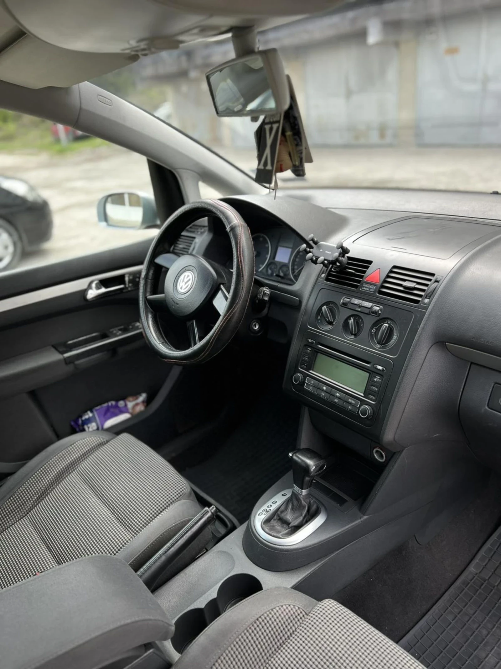VW Touran  - изображение 8