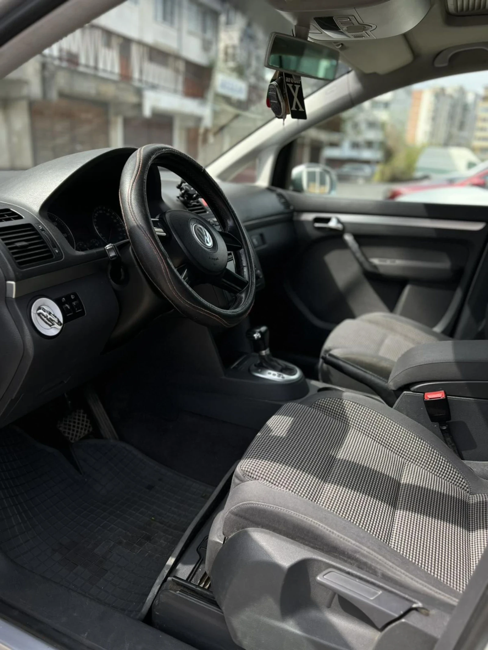 VW Touran  - изображение 9