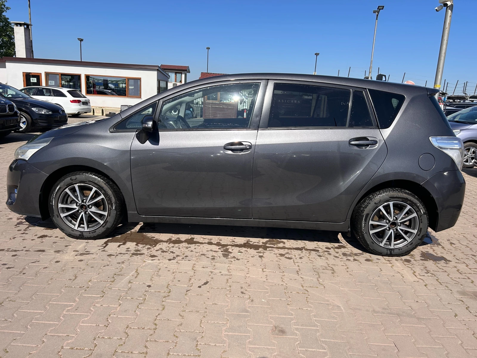 Toyota Verso 2.0D-4D NAVI/KAMERA 6+ 1 EURO 5 - изображение 9