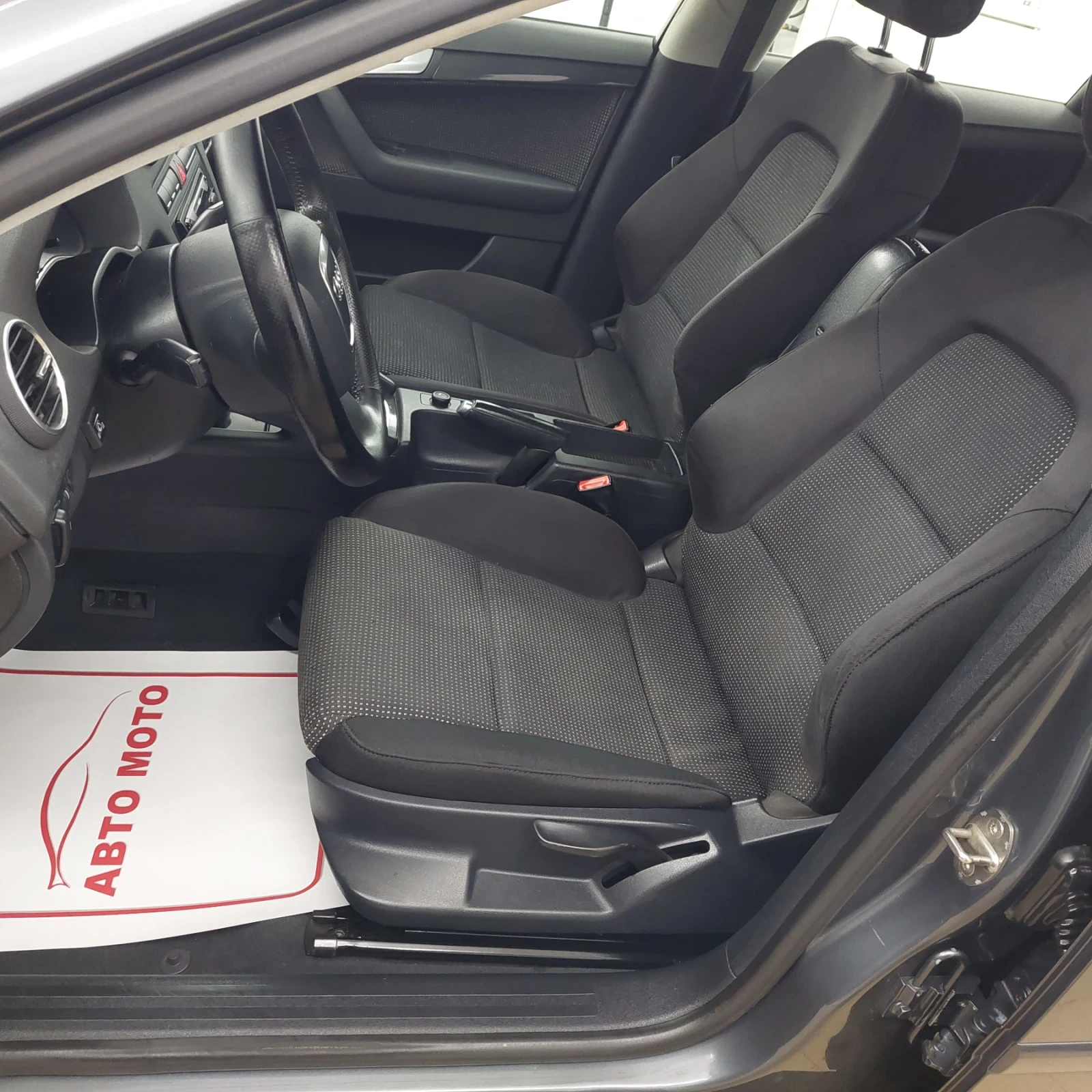 Audi A3 1.6 -  | Mobile.bg   11