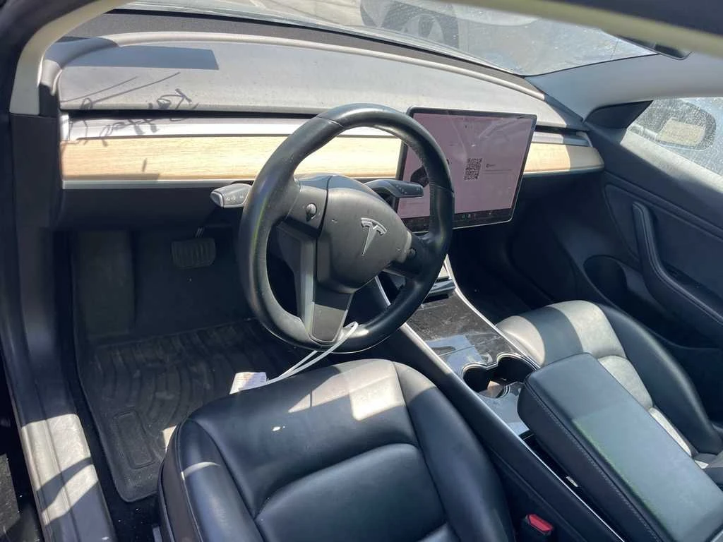 Tesla Model 3 Standart Plus  - изображение 3