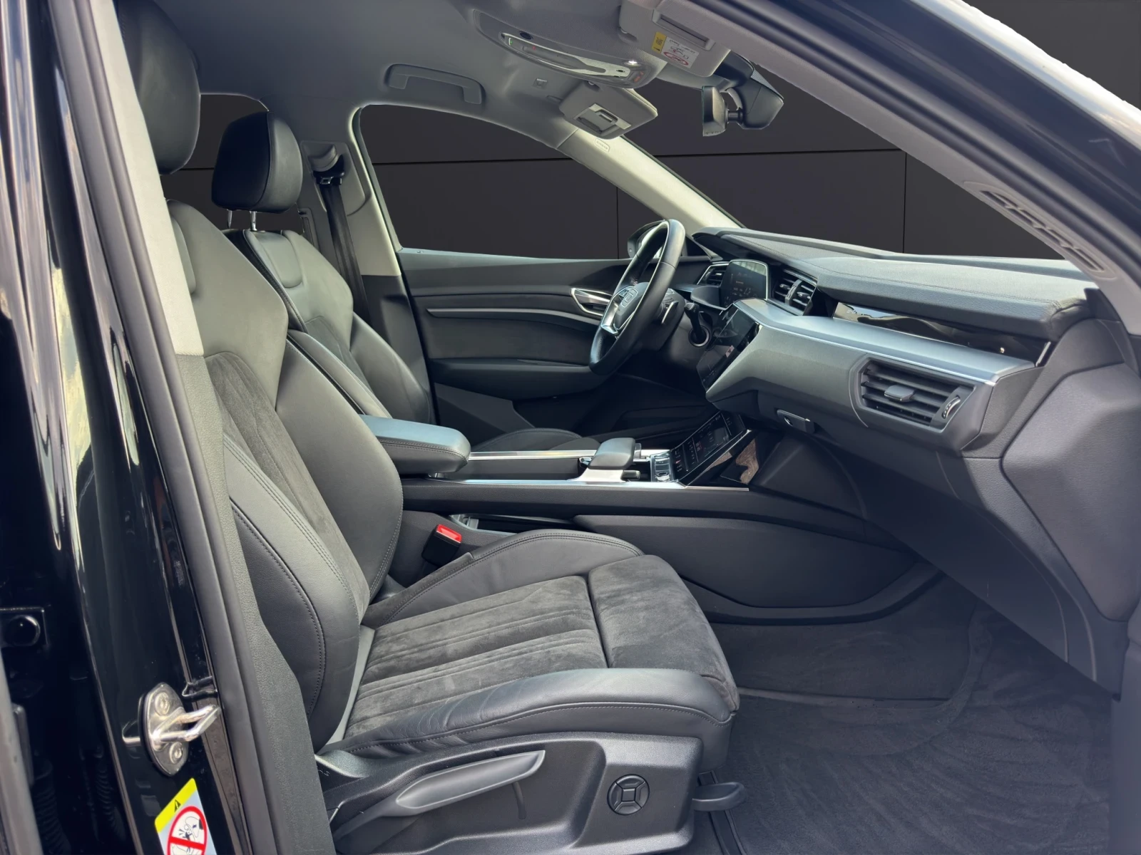 Audi E-Tron 50 QUATTRO* KEYLESS*  | Mobile.bg   15