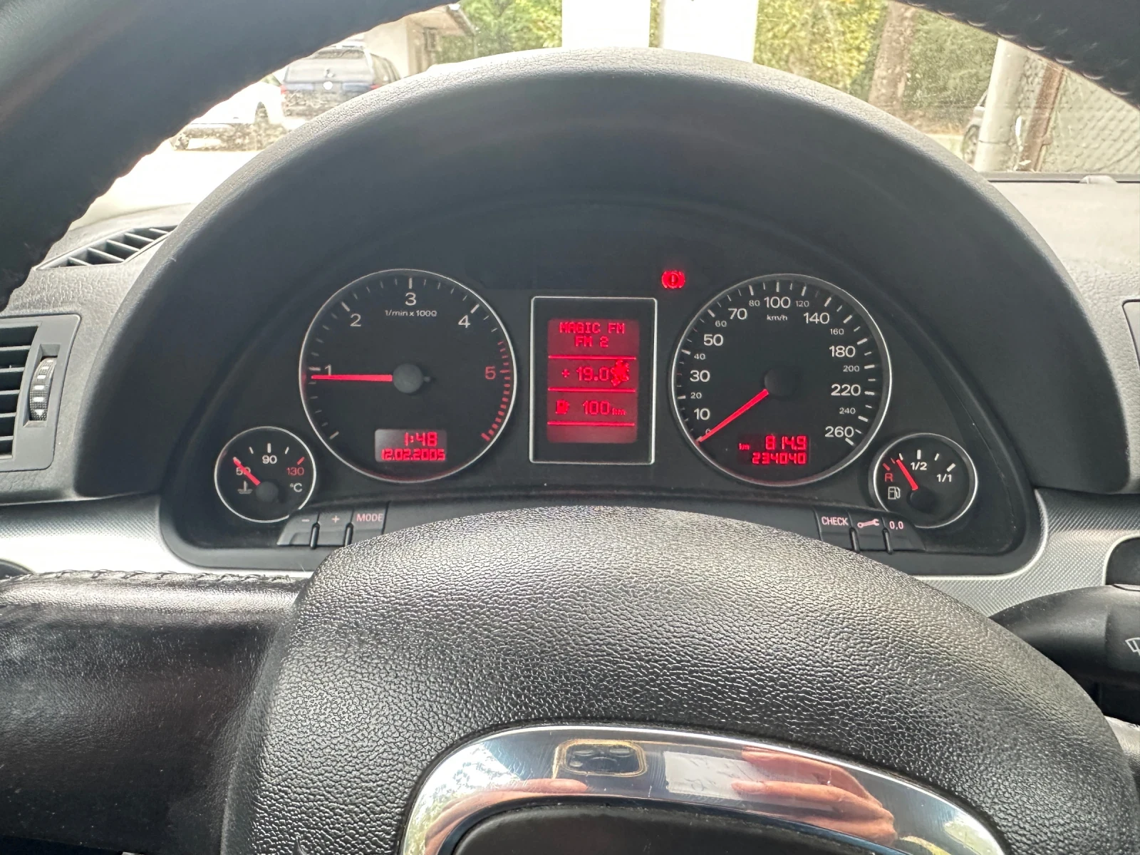 Audi A4 2.0 tdi 8v - изображение 8