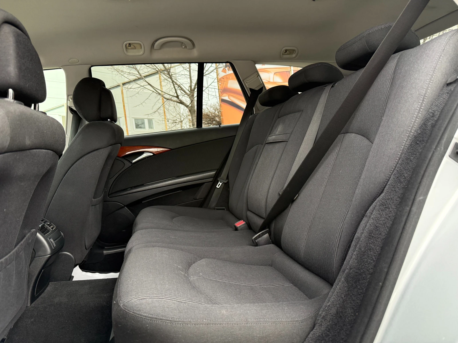 Mercedes-Benz E 220 Evo 2.2d 170 ..  | Mobile.bg   9