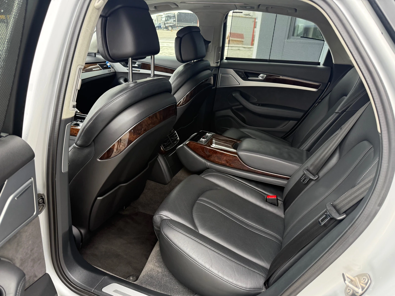 Audi A8 4.2TDI 351 ks  | Mobile.bg � ����������� 13