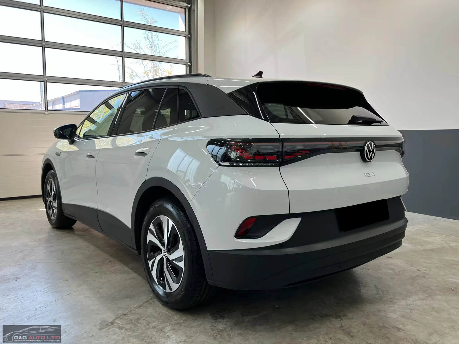VW ID.4 PURE/170HP/MATRIX/CAM/NAVI/KLESS/CPLAY/244q, снимка 2 - Автомобили и джипове - 54387088