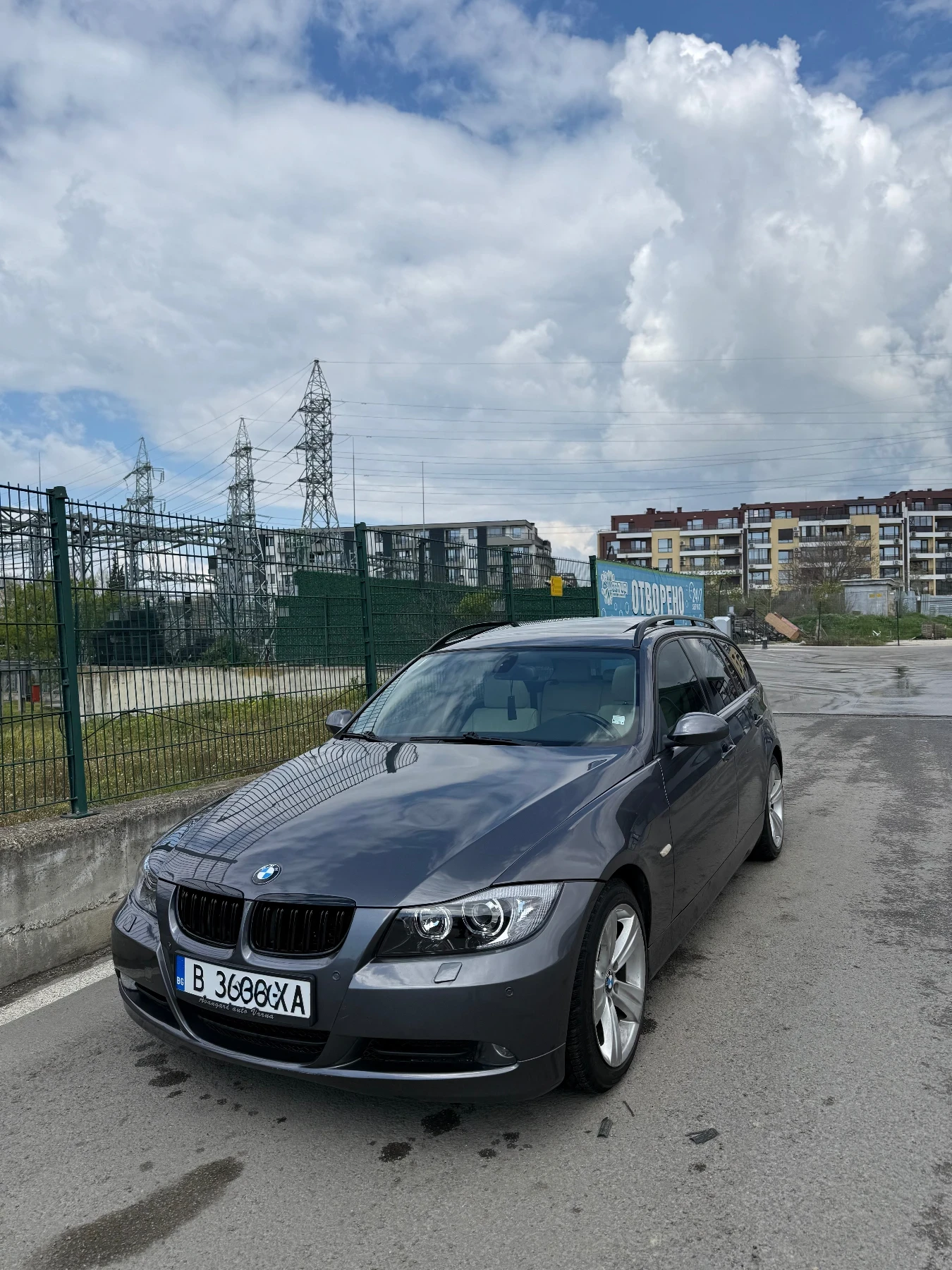 BMW 320
