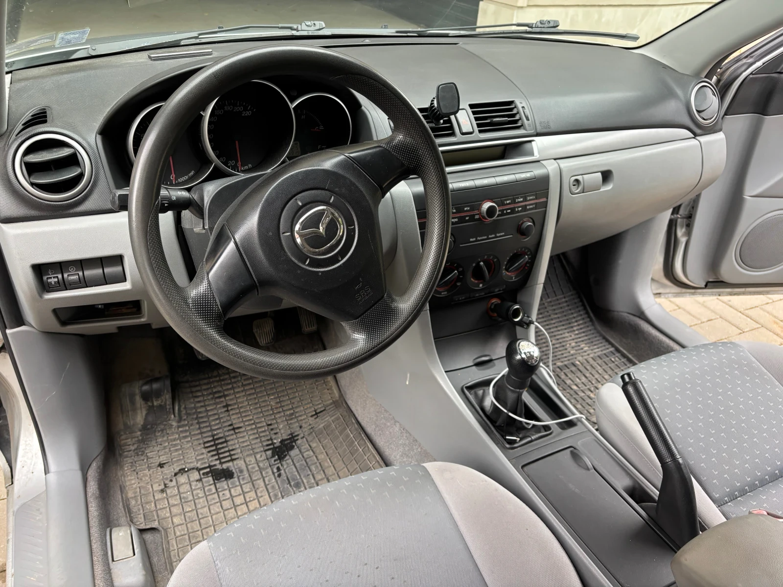 Mazda 3, снимка 8 - Автомобили и джипове - 54726960