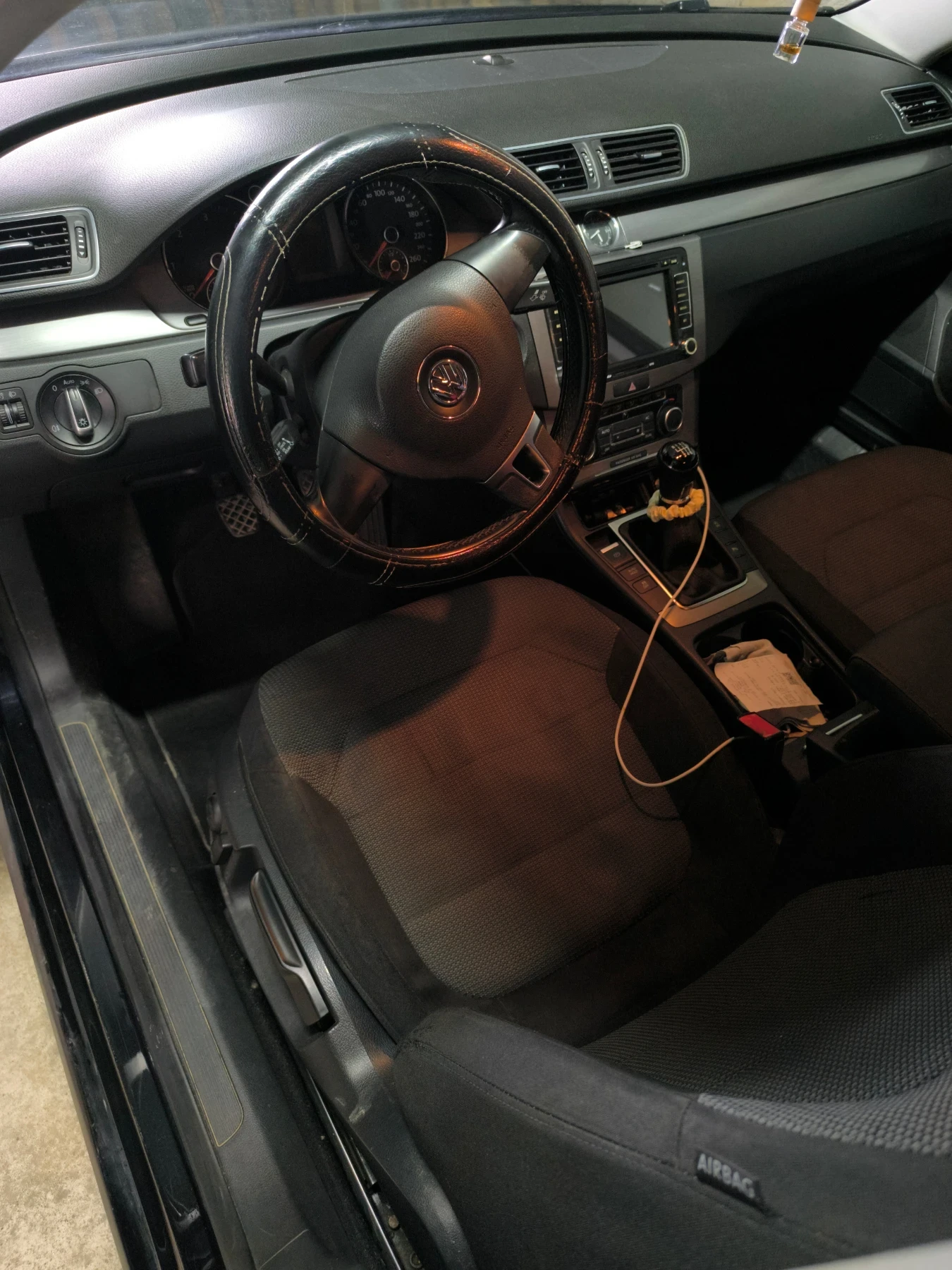 VW Passat, снимка 6 - Автомобили и джипове - 54909518