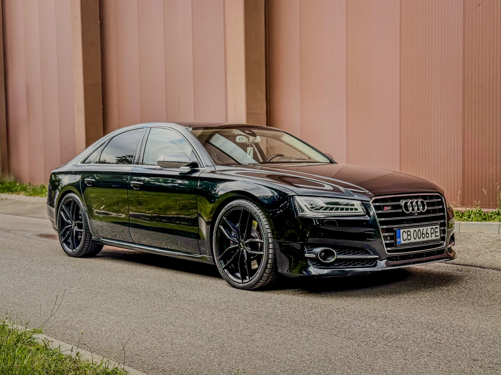 Audi S8 4.0 TFSI ОТ БЪЛГАРИЯ  ГАРАНЦИЯ 6 МЕСЕЦА ИЛИ 5000КМ, снимка 6 - Автомобили и джипове - 55183572