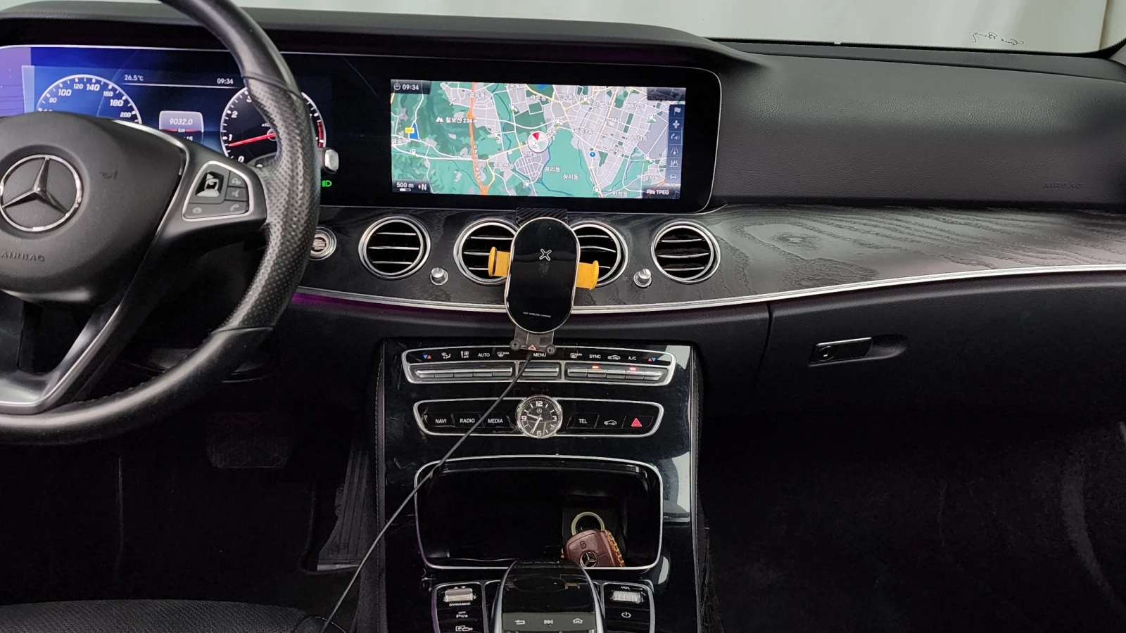 Mercedes-Benz E 300 E300 Avantgarde | 360  | Memory | Ventilated, снимка 8 - Автомобили и джипове - 55340915